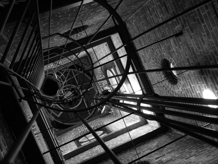 Structural study of tension geometry and line